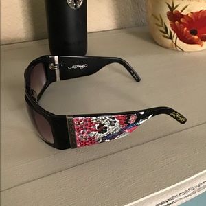 Ed hardy glasses and case